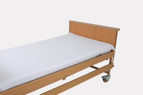 Waterproof sheet with rubbery grips PG-01 Waterproof sheet with rubbery grips PG-01